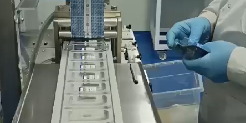 CASO DE ÉXITO: NBM-65 PARA BLISTERS DE PROFUNDIDAD EN PVC O PET