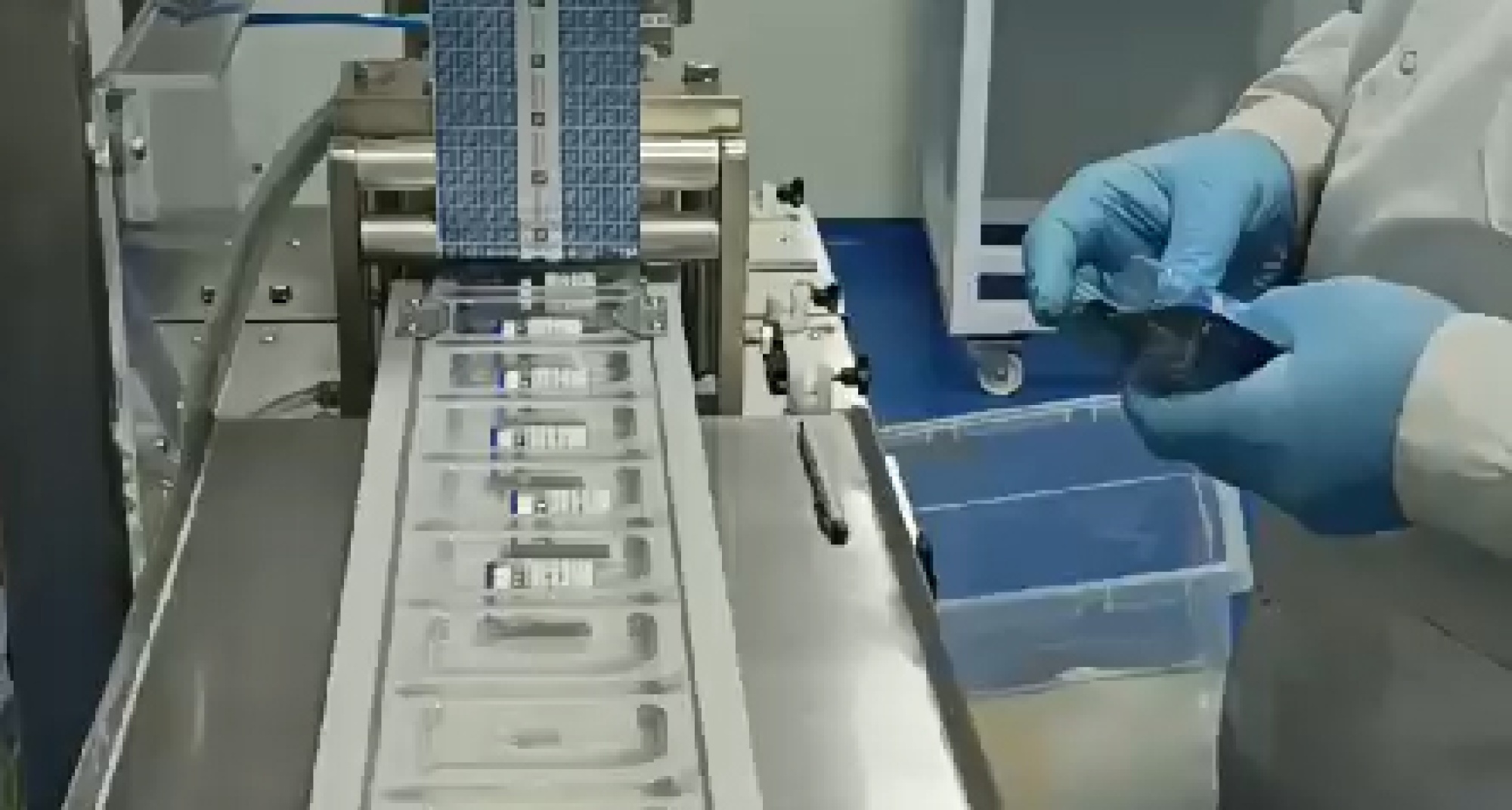 CASO DE ÉXITO: NBM-65 PARA BLISTERS DE PROFUNDIDAD EN PVC O PET
